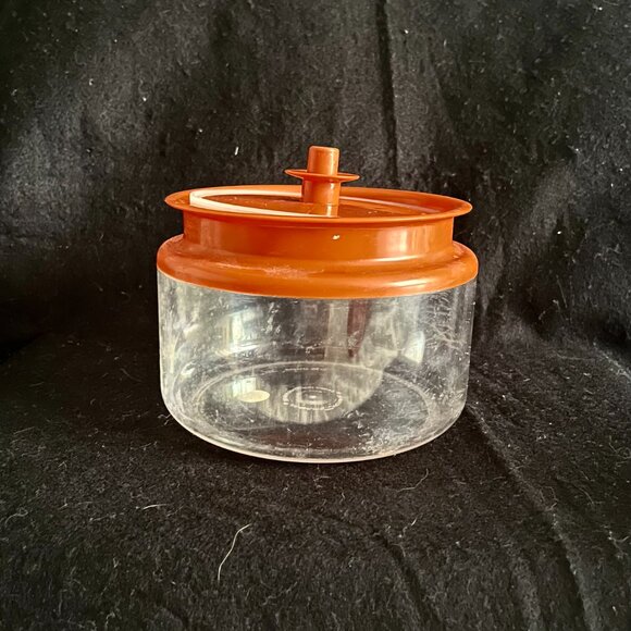 4 - Vintage Estate Tupperware Clear Push Button Lid Storage - Picture 7 of 12